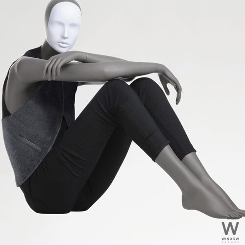 Manichino Donna viso Astratto