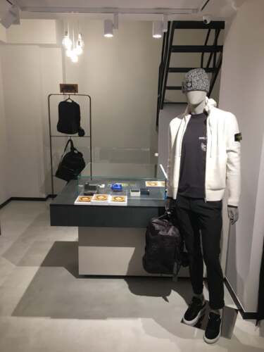 arredamento per negozi abbigliamento arredamento x negozio abbigliamento