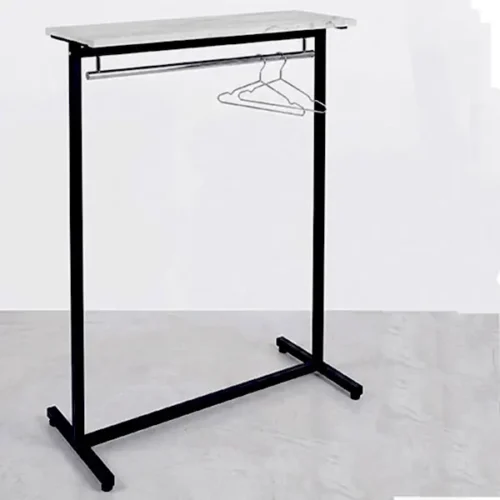Stender con barra appendiabiti e ripiano superiore 08282C